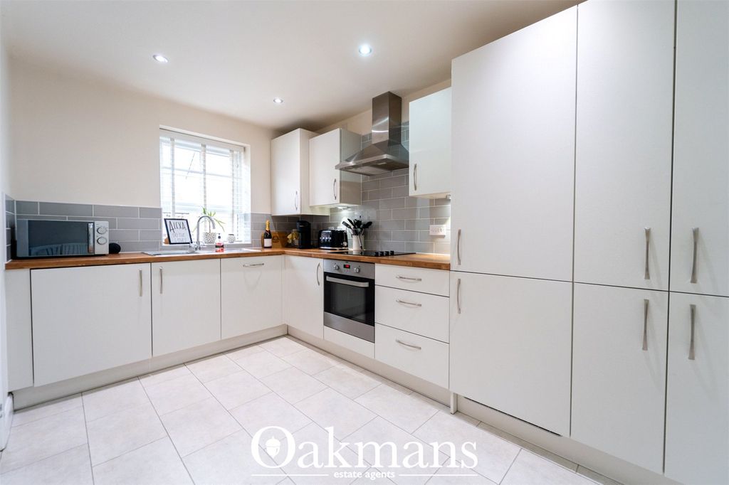 Property photo 2 of 24 Picture No. 27