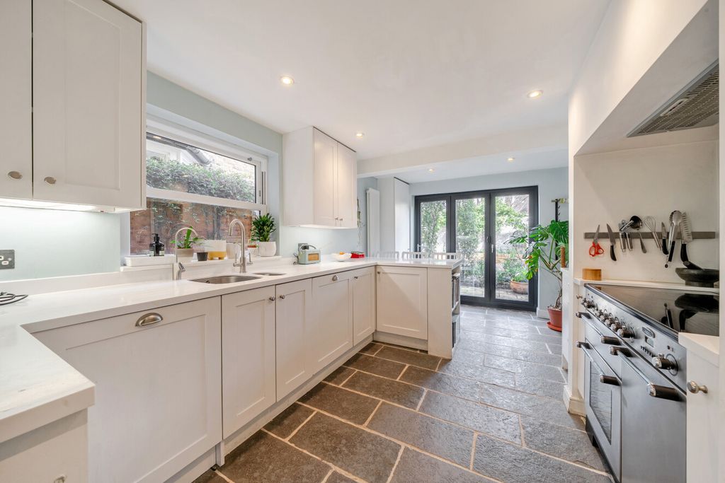 Property photo 2 of 30 1420216-14-69B14d...
