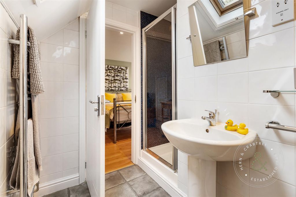 Additional image 52 of 5 bed town house for saleBarquentine Place, Cardiff Bay CF10