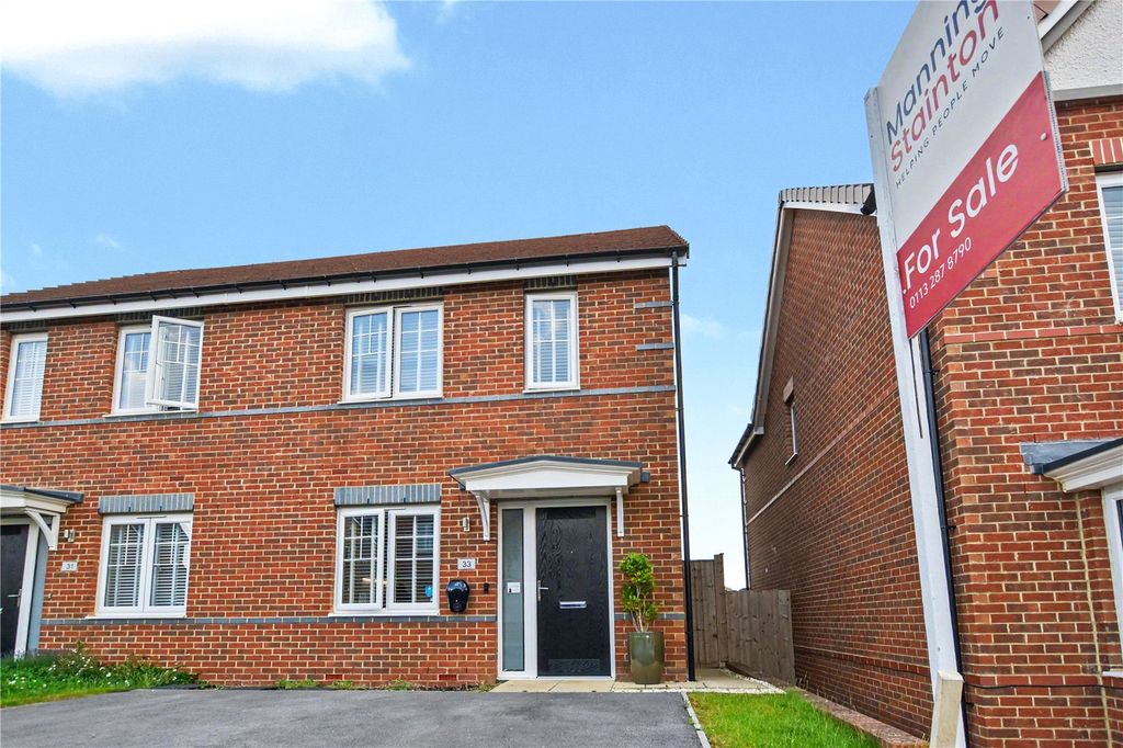 Property photo 2 of 16 Picture No. 18