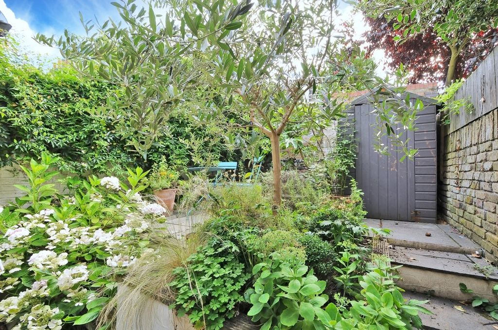 Property photo 3 of 7 Picture No. 09