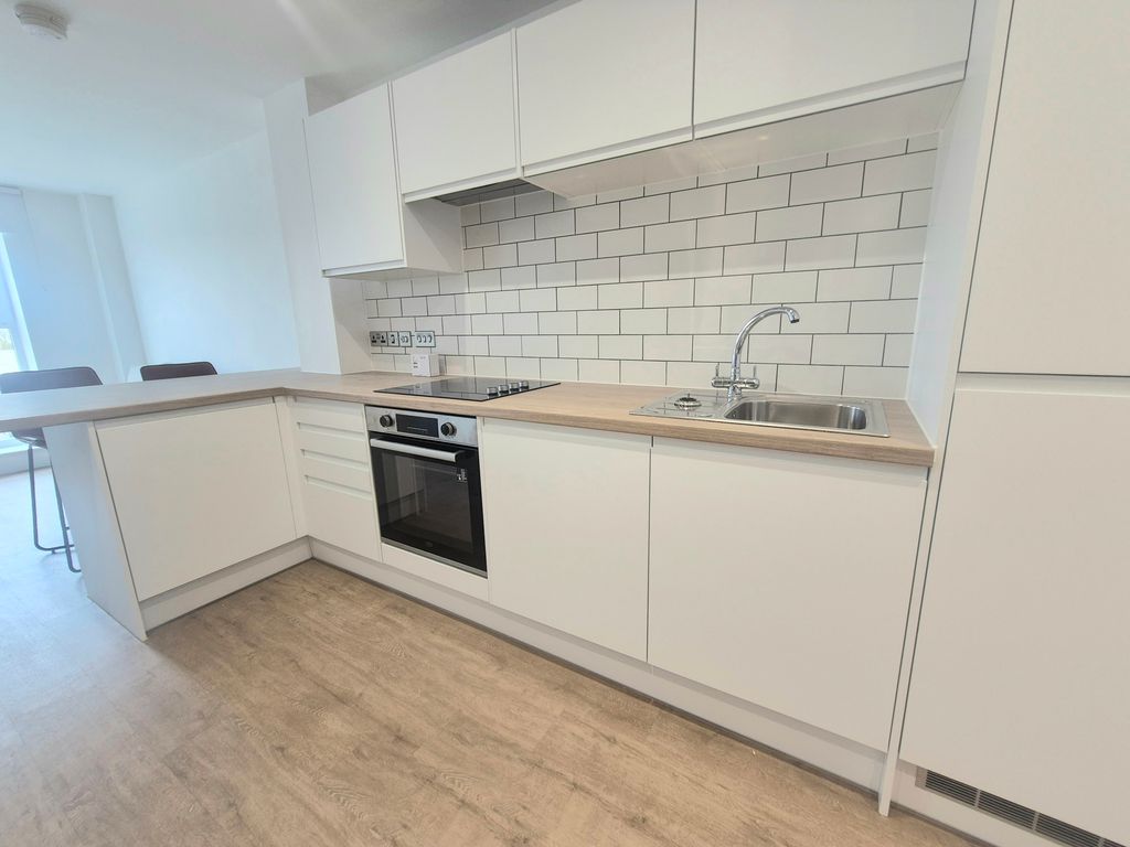 Property photo 3 of 10 Image