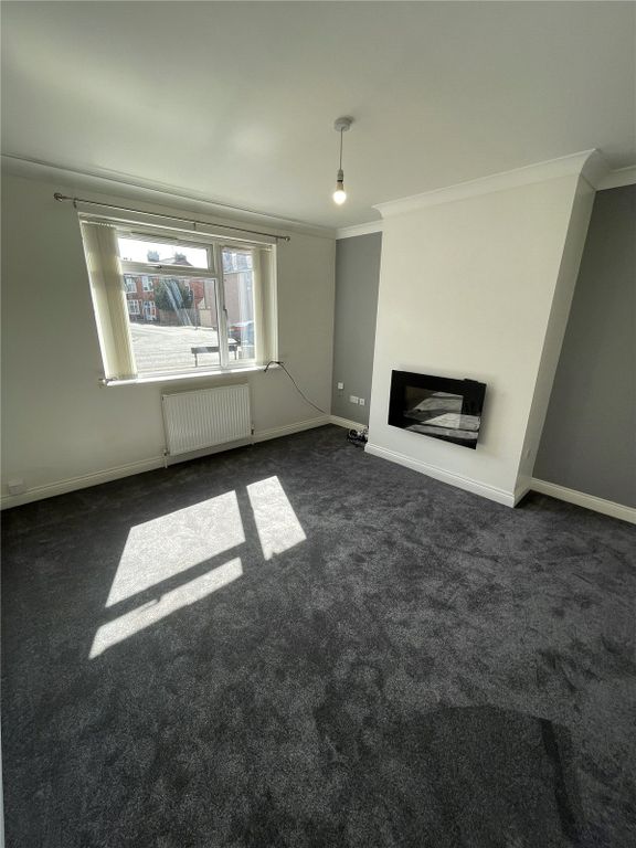 Property photo 3 of 12 Picture No. 06