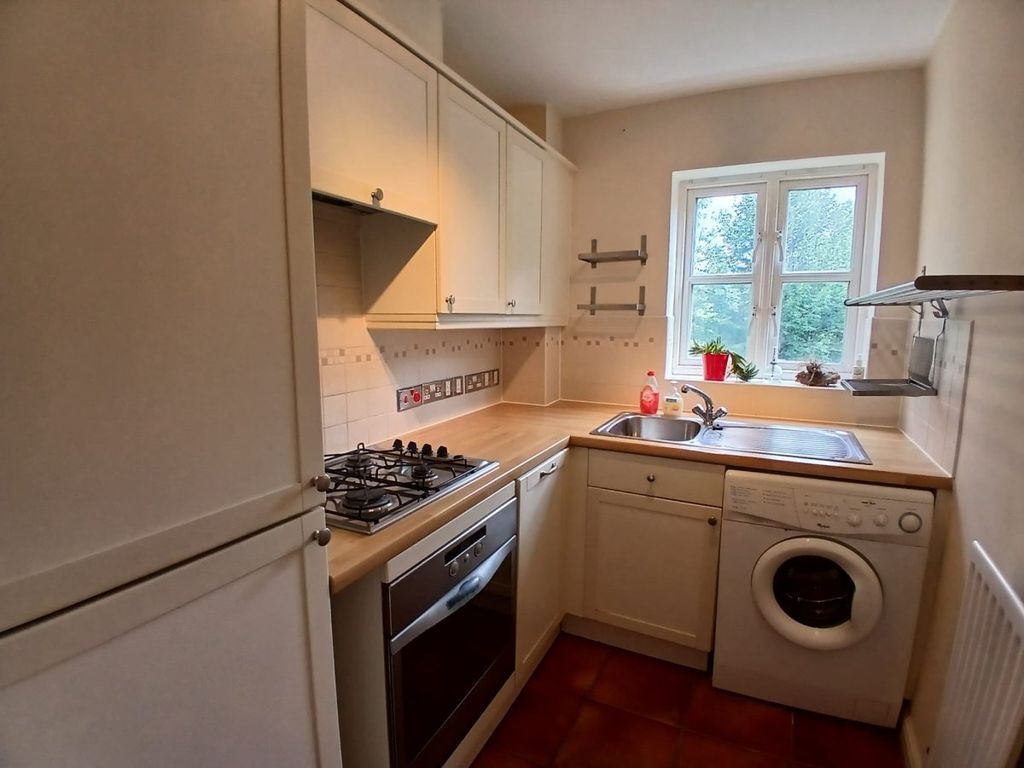 Property photo 3 of 9