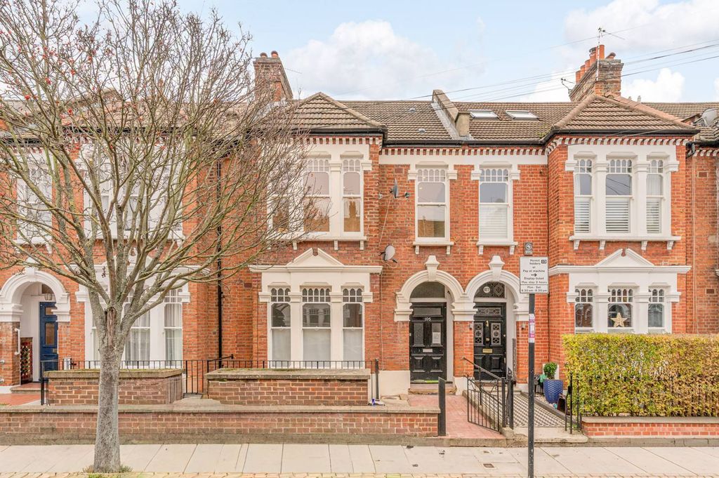 Property photo 3 of 14