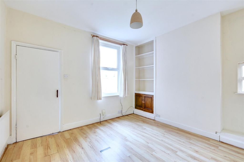 Property photo 3 of 20 Dining Room_1.Jpeg