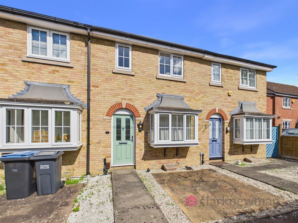 Property photo 1 of 16 Front