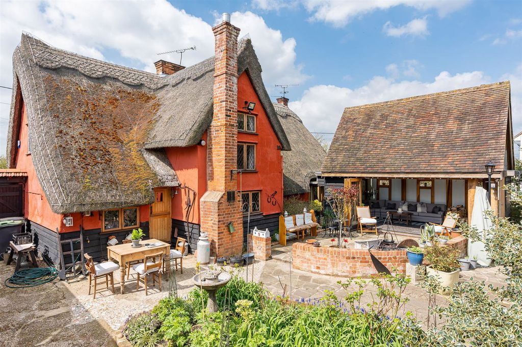 Property photo 3 of 45