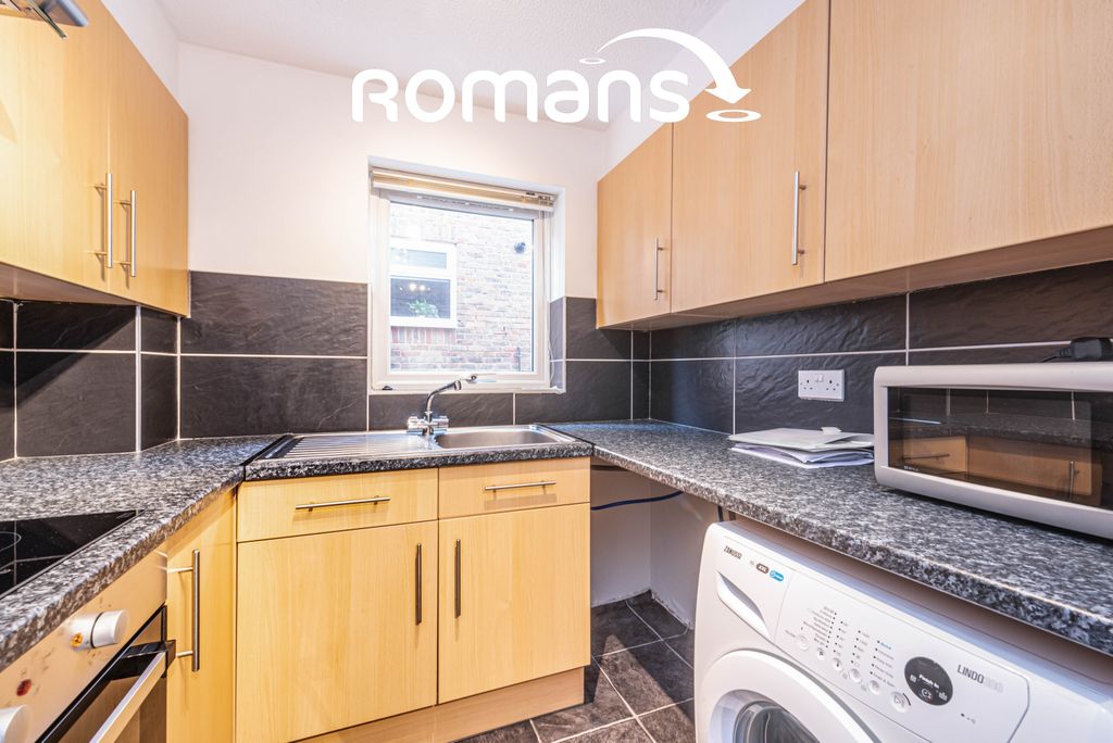 Property photo 2 of 10 Kitchen B