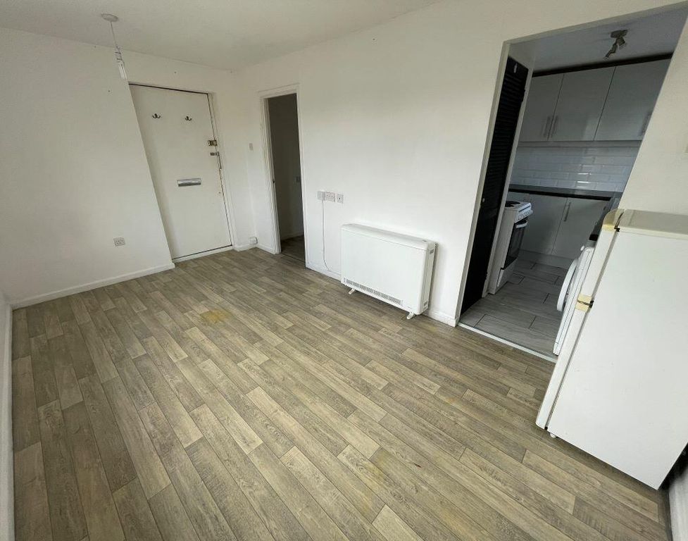 Property photo 2 of 5