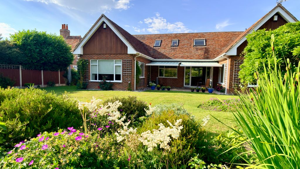 Property photo 2 of 34 2