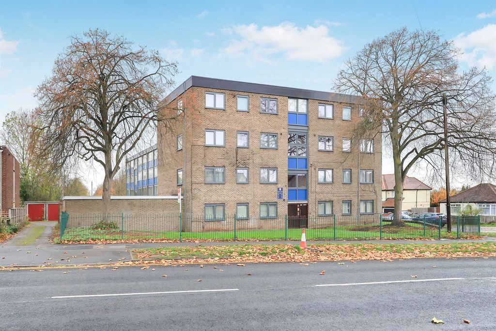 Property photo 1 of 15