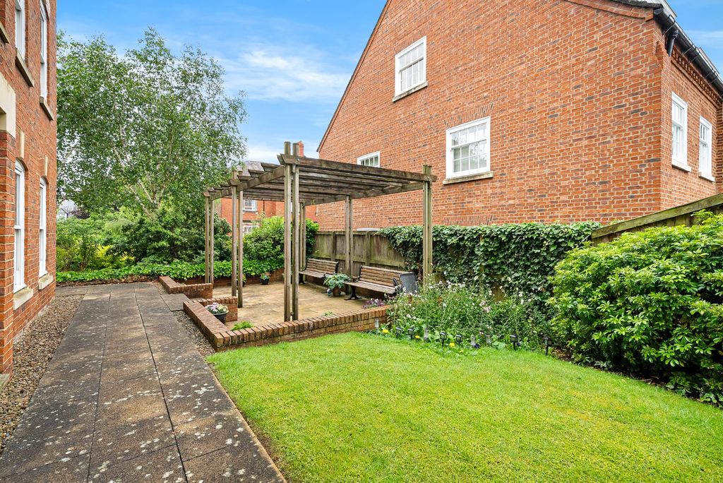 Property photo 2 of 14 Picture No. 01