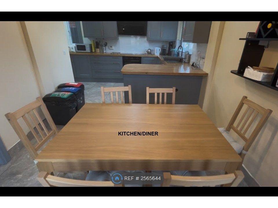 Property photo 2 of 9 Kitchen / Diner