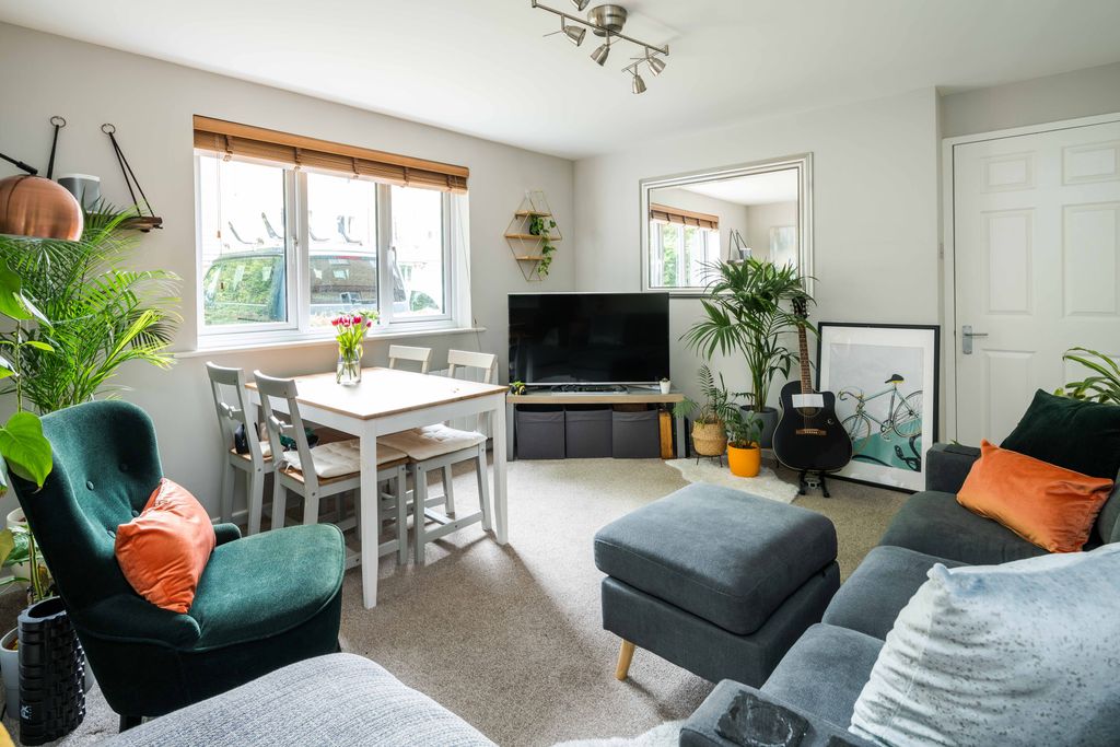 Property photo 3 of 9 _Dsc0905