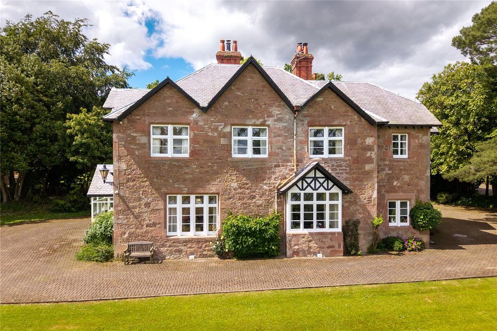 Property photo 1 of 27 Embden House
