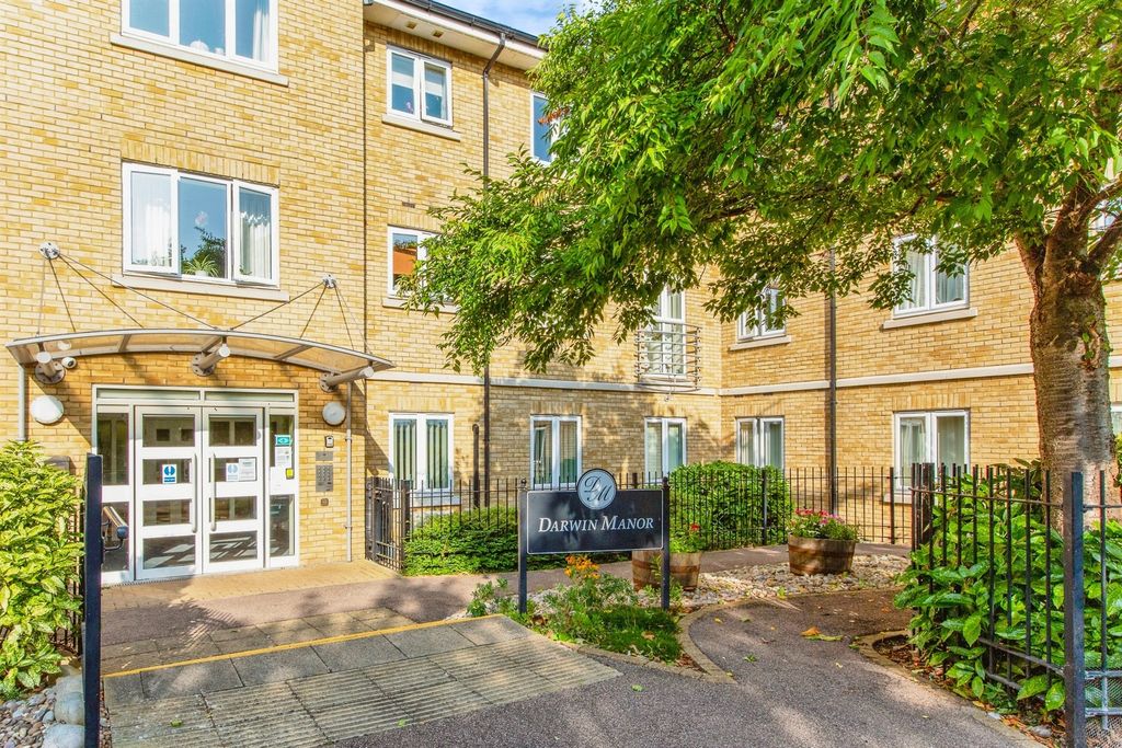 Property photo 1 of 17