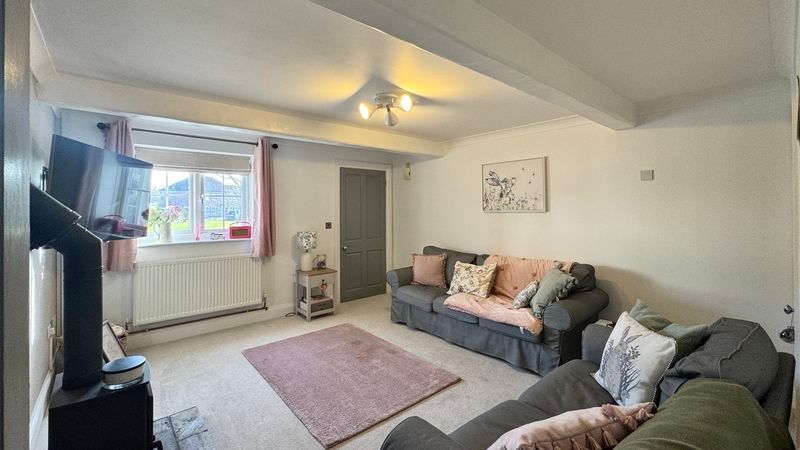 Property photo 2 of 21 Photo 21