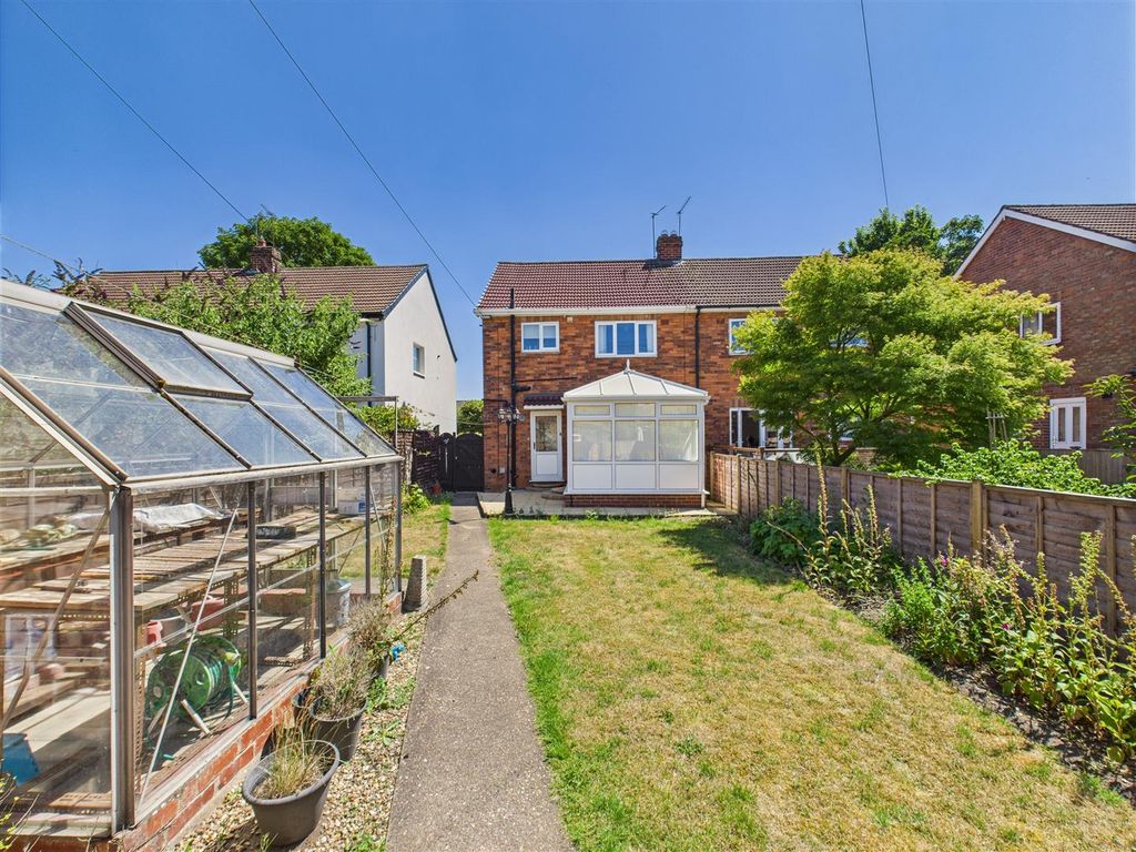 Property photo 2 of 12 Outside