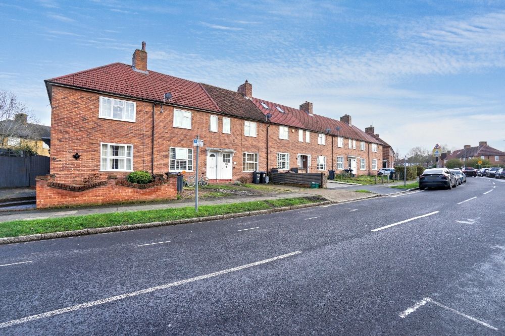 Property photo 1 of 24