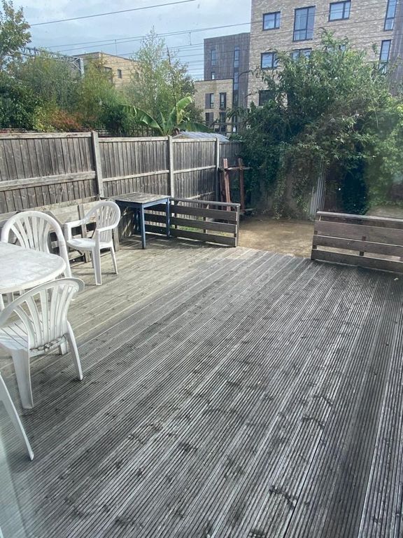 Property photo 3 of 7