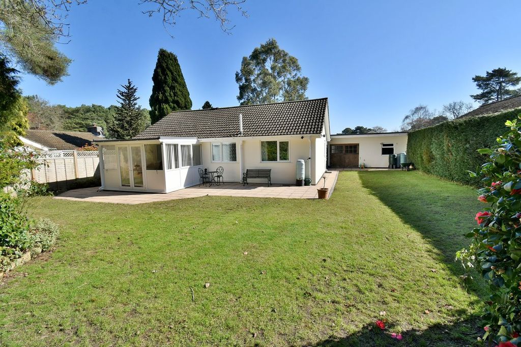 Property photo 2 of 19