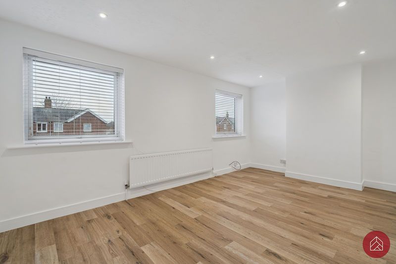 Property photo 2 of 20 Photo 12