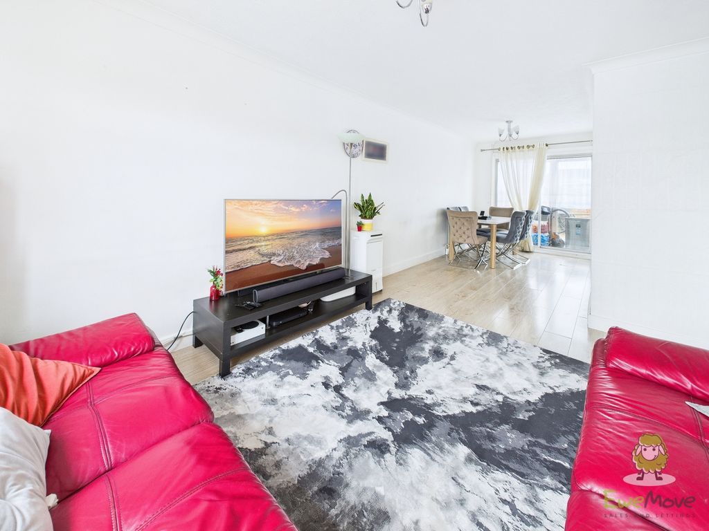 Property photo 2 of 22 Cam01543G0-Pr0173-Still020