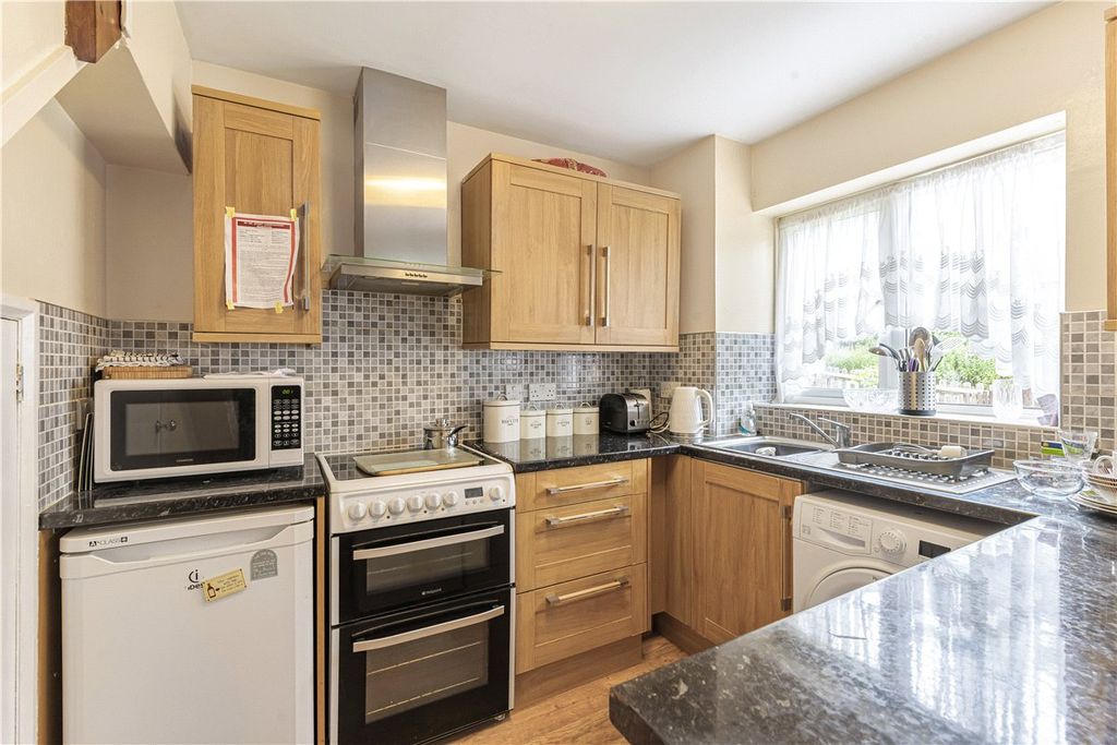 Property photo 3 of 16 Picture No. 09