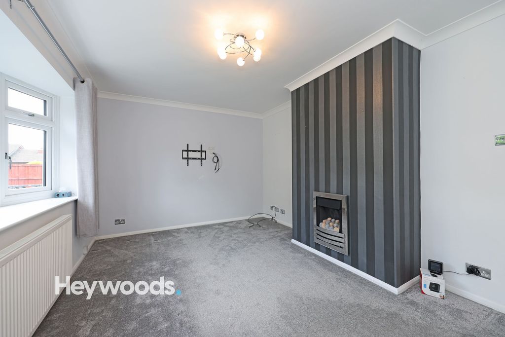 Property photo 3 of 41