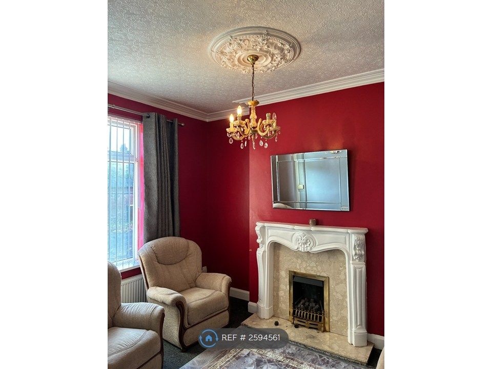 Property photo 2 of 20