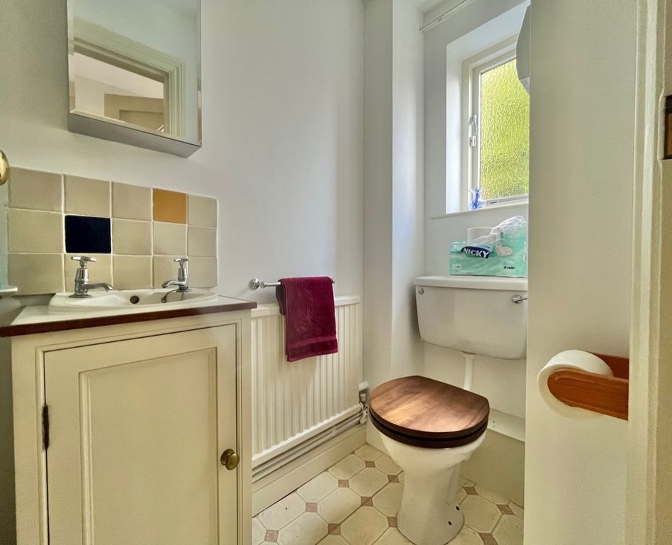 Property photo 3 of 13