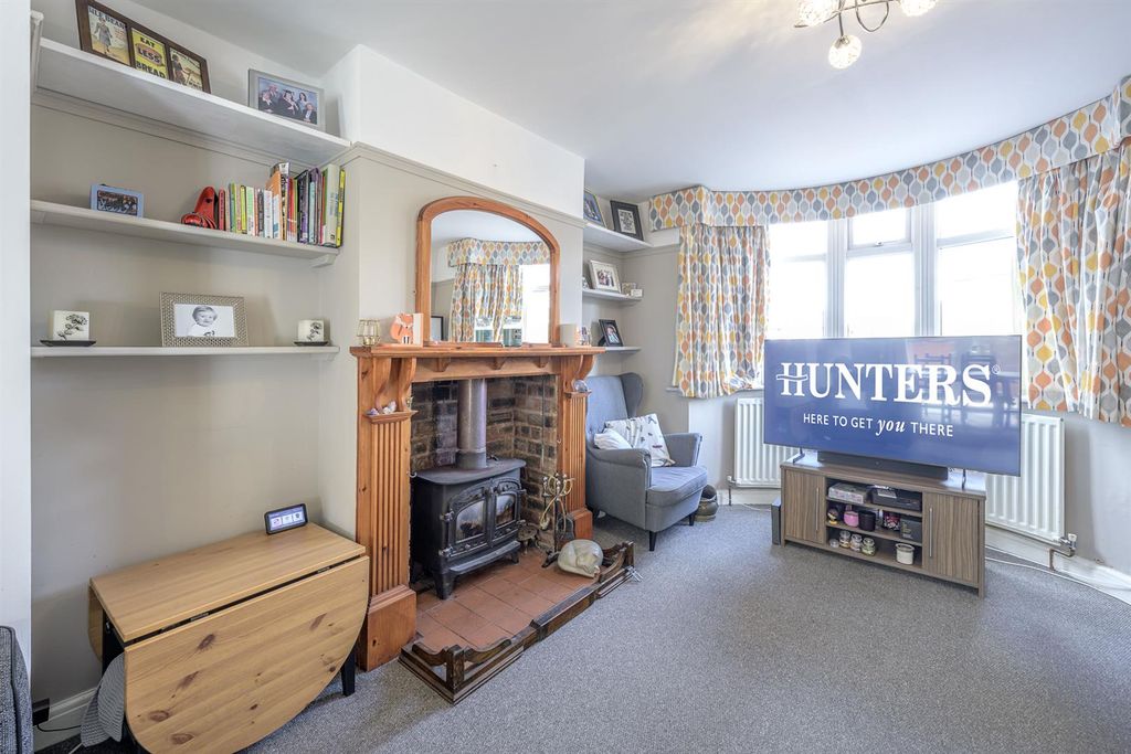 Property photo 3 of 23