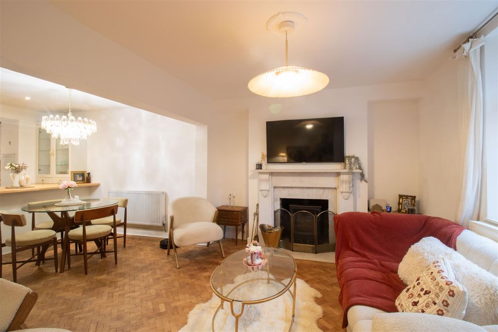 Property photo 2 of 24 Img_8148.Jpg