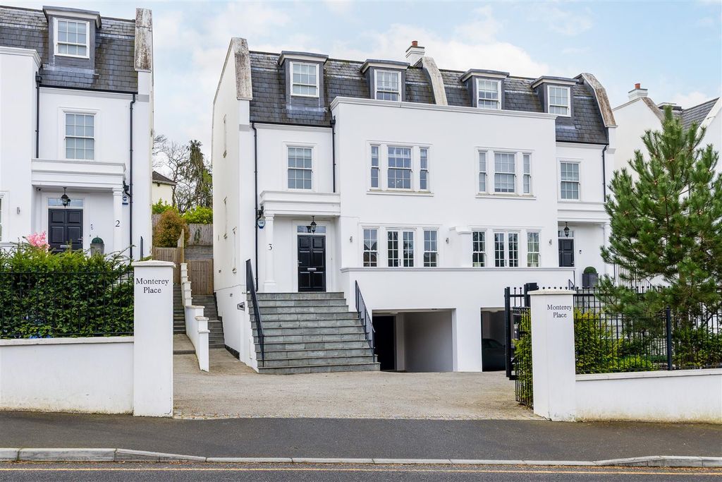 Property photo 1 of 28 External