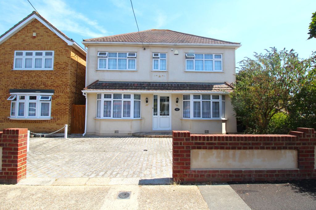 Property photo 1 of 12