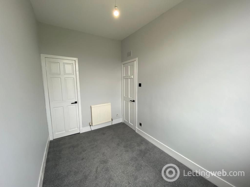 Property photo 3 of 8 Photo 3