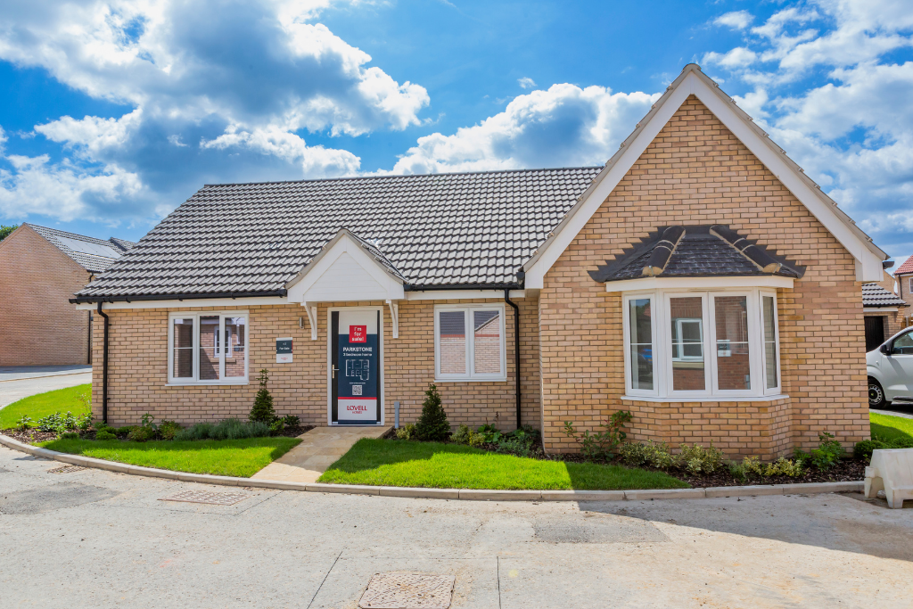 Property photo 1 of 8