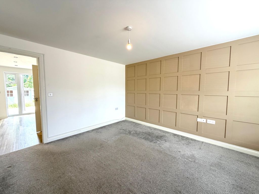 Property photo 3 of 17 Living Room 2