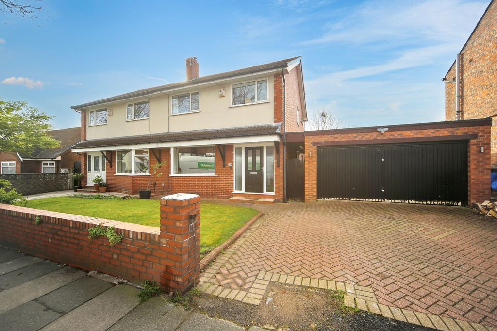 Property photo 1 of 25