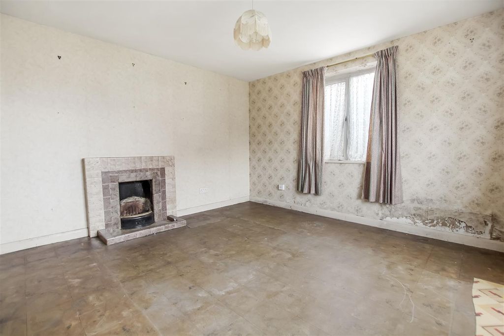 Property photo 3 of 12 Img_8992.Jpg