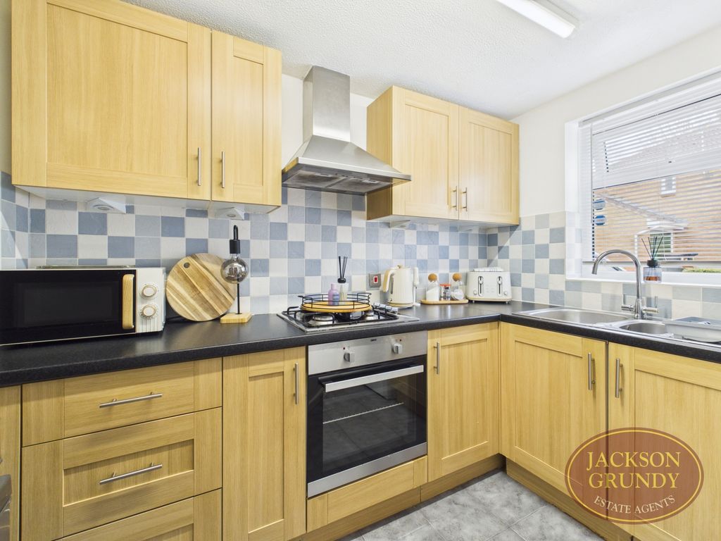 Property photo 3 of 14 Oakgrove