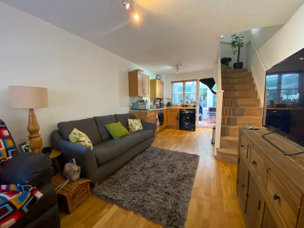 Property photo 2 of 7