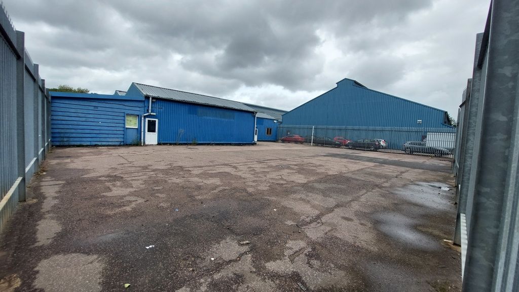 Property photo 3 of 6 Photo 11