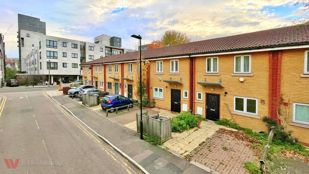 Property photo 1 of 15 Photo 29