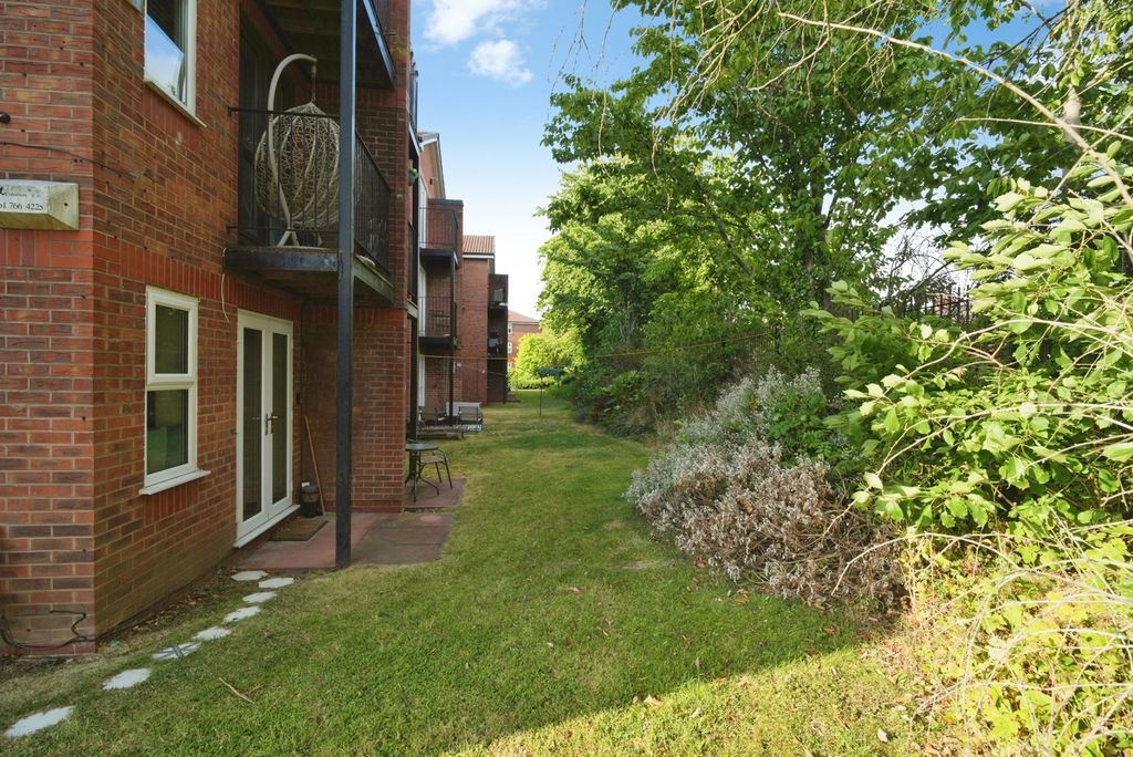 Property photo 1 of 13 External