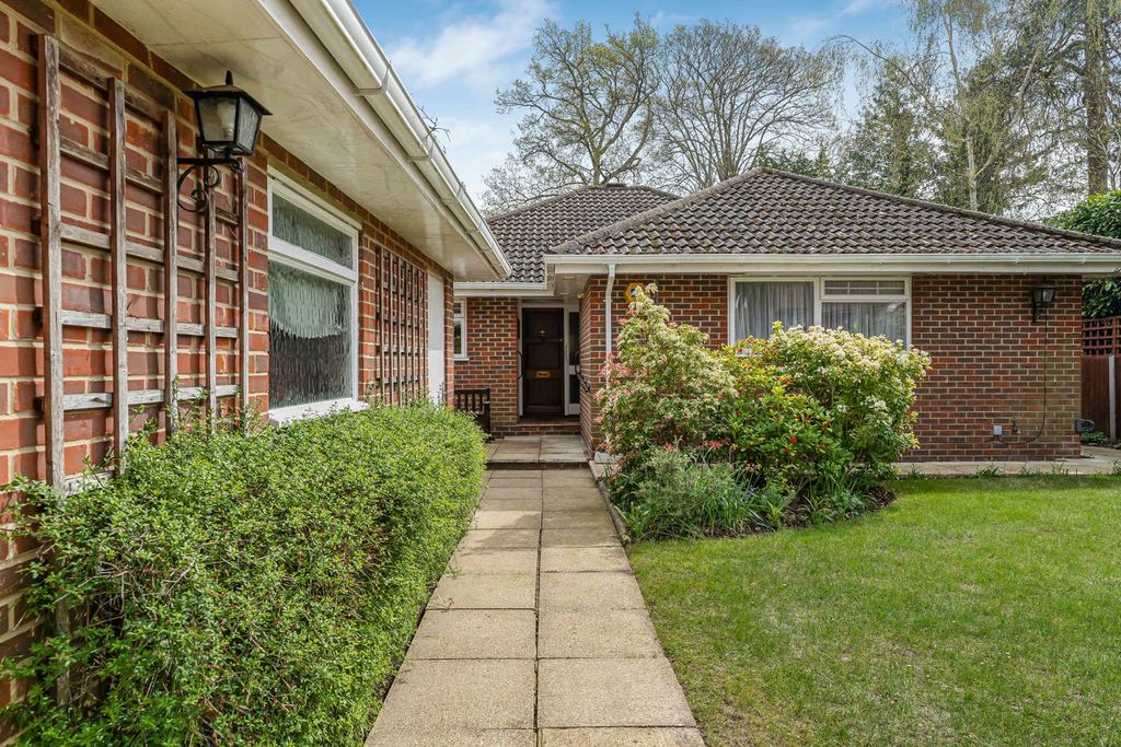 Property photo 1 of 35 Exterior