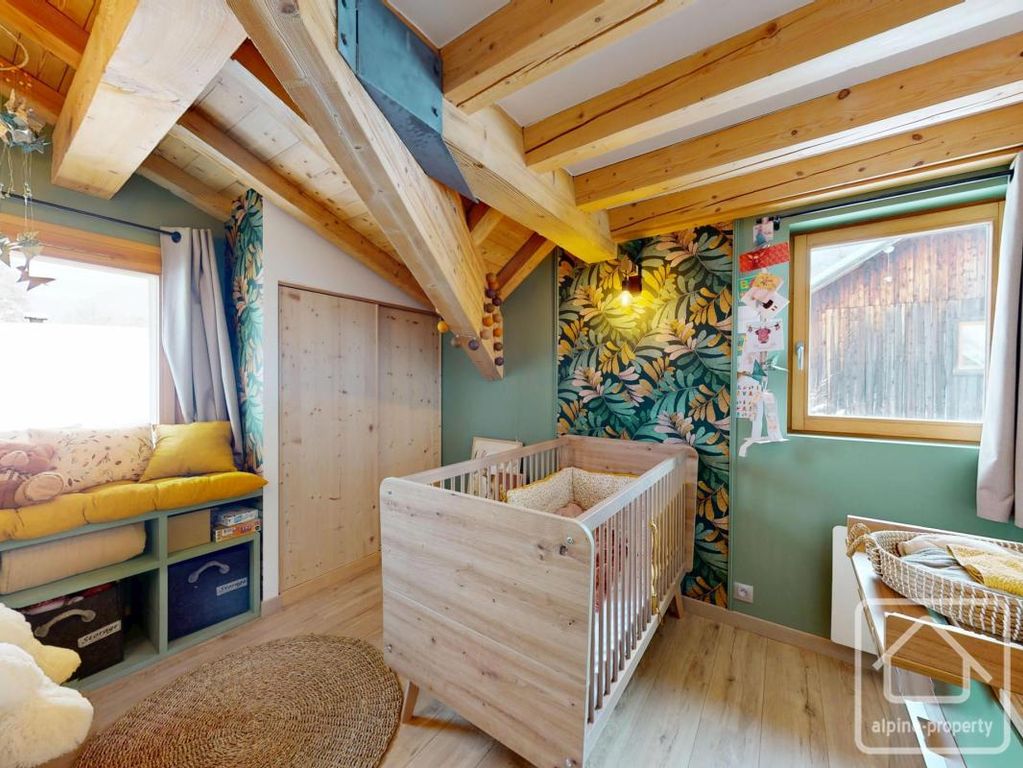 Property photo 3 of 23