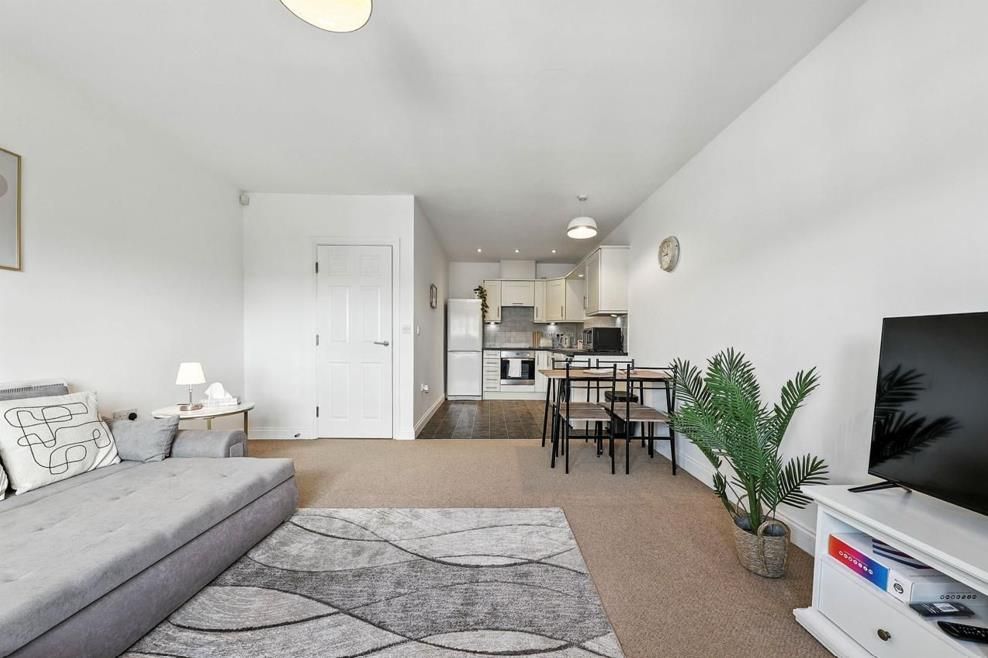 Property photo 3 of 11 Image