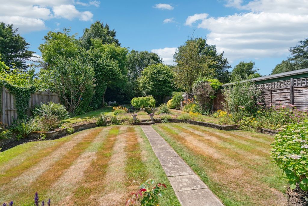 Property photo 2 of 18